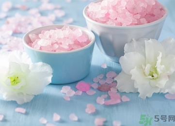 浴鹽可以天天用嗎？浴鹽多久用一次？