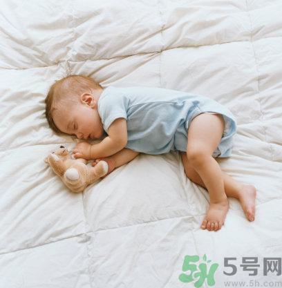 秋季幼兒如何預(yù)防感冒？秋季幼兒感冒怎么辦？