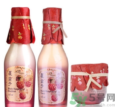 思親膚適合什么膚質(zhì)？skin food思親膚適合油性皮膚嗎？