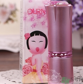oura馬油唇膏好用嗎？愛茉莉oura馬油唇膏顏色區(qū)別