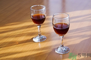 小孩能喝紅酒嗎,小孩喝紅酒好嗎？