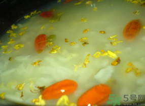 新鮮桂花可以煮粥嗎？桂花可以煮粥嗎？