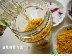 桂花酒可以加蜂蜜嗎？桂花酒可以和蜂蜜一起吃嗎？