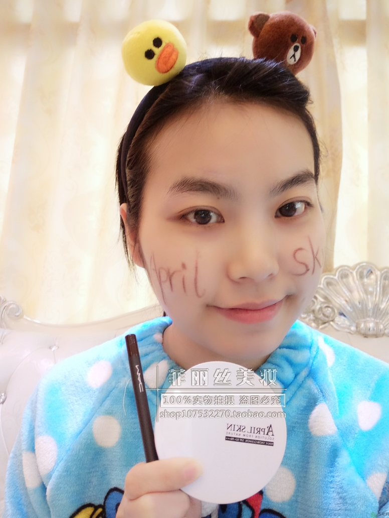 april skin愛(ài)普麗氣墊怎么樣？april skin魔法雪白氣墊好用嗎？