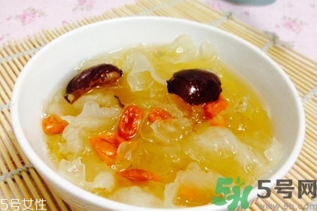 冬天喝什么湯？冬天喝什么湯能暖身體？