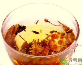 桂花茶和玫瑰花能一塊泡水喝嗎？桂花和玫瑰花一起喝有什么功效？