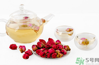 桂花茶和玫瑰花能一塊泡水喝嗎？桂花和玫瑰花一起喝有什么功效？