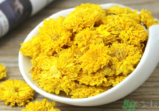 菊花茶過(guò)期了能喝嗎？過(guò)期的菊花茶還能喝嗎？