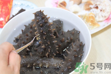 新鮮海參能生吃嗎？新鮮海參是生吃好還是熟吃好？