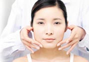 拔牙會(huì)導(dǎo)致面癱嗎?？拔牙為什么會(huì)導(dǎo)致面癱？