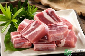 吃排骨有什么好處？吃排骨可以補(bǔ)鈣嗎？