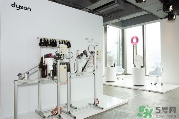 dyson吹風(fēng)機怎么用？戴森吹風(fēng)機使用方法