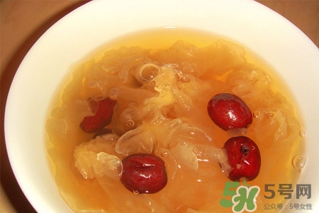 銀耳紅棗湯孕婦能吃嗎？孕婦喝銀耳紅棗湯好嗎？