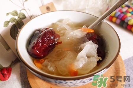 小孩能吃銀耳紅棗湯嗎？寶寶可以喝銀耳紅棗湯嗎？