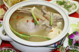鴨肉和什么煲湯好？鴨肉和什么一起燉好吃？