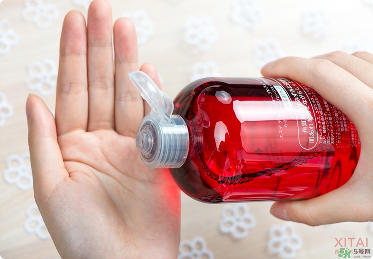 伊詩(shī)露櫻桃爽膚水怎么樣？esthe dew櫻桃水好用嗎？