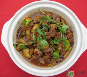 鴨肉可以和土豆一起煮嗎？鴨肉和土豆能一起吃嗎？