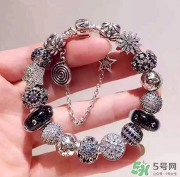 潘多拉的手鐲怎么打開(kāi)？潘多拉的手鐲怎么帶？