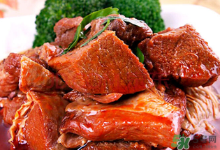 吃完牛肉可以吃柿子嗎？牛肉和柿子能一起吃嗎？