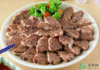 熟牛肉放冰箱里能保鮮多久？熟牛肉冷凍可以放多久？