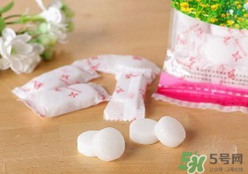 樟腦丸對跳蚤有用嗎？樟腦丸可以除跳蚤嗎？