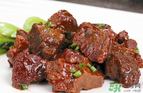 野豬肉好吃嗎？野豬肉比家豬肉吃香嗎？