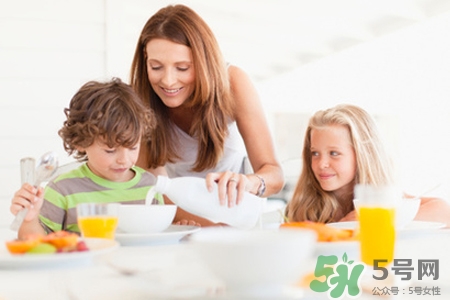 兒童補(bǔ)鋅的食物有哪些？?jī)和a(bǔ)鋅吃什么好？
