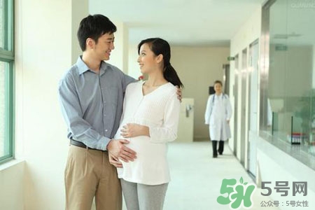 孕婦適合用什么唇膏？孕婦用哪種潤唇膏好？