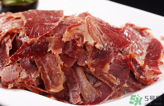 熟羊肉可以冷凍嗎？熟牛肉放冷藏還是冷凍？