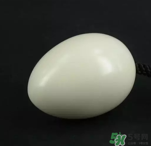 熟雞蛋滾臉有什么好處？熟雞蛋滾臉能吸毒素嗎？