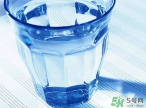鹽水洗鼻多久見效？鹽水洗鼻一次洗多久？