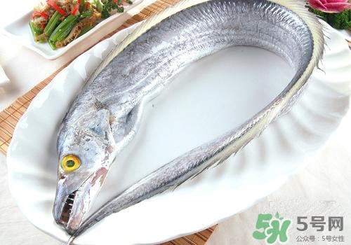 帶魚上的白色要去掉嗎？帶魚上的白色能吃嗎？