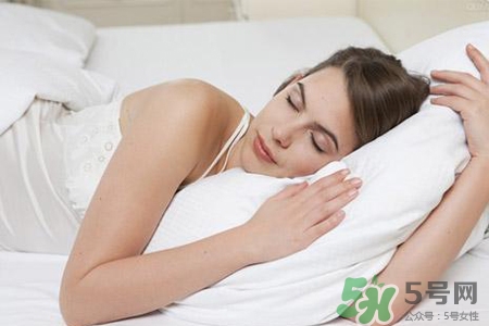 冬天怎么都睡不夠怎么回事？冬天睡眠不好要怎樣調理？