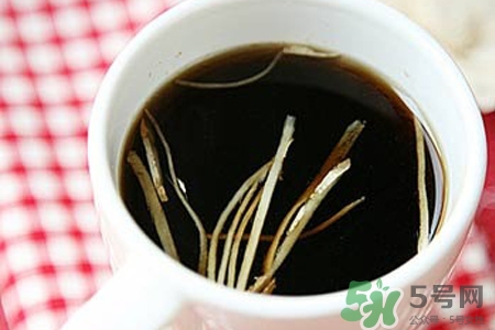 姜絲可樂要放水煮嗎？姜絲可樂需要加水嗎？