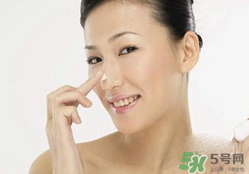 綿羊油可以搽臉嗎？綿羊油可不可以搽臉？