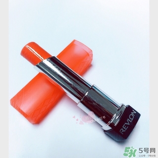 露華濃唇膏多少錢？露華濃唇膏專柜價格美國價格