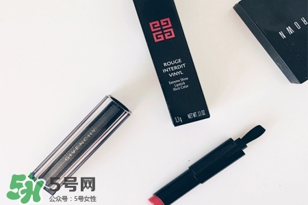 紀(jì)梵希禁忌之吻唇膏多少錢？紀(jì)梵希禁忌之吻唇膏專柜價格