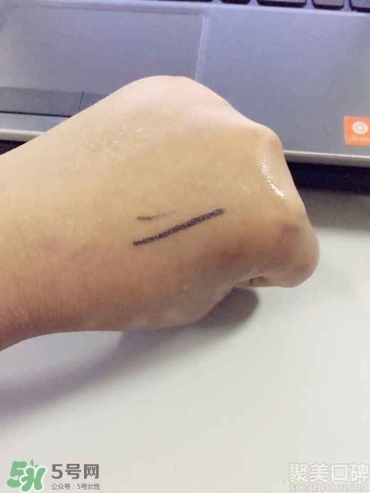 forencos眼線筆怎么用？forencos眼線筆使用方法