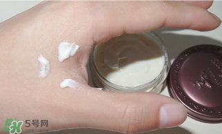 思親膚眼霜怎么樣？skin food眼霜適合年齡