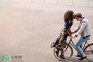 男人說女人傻說明什么？男人說女人笨說明什么
