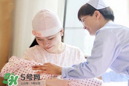 喂母乳乳房下垂之后可以恢復嗎？喂母乳乳房下垂怎么恢復？