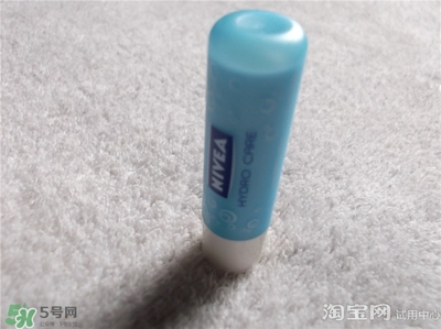 妮維雅唇膏和曼秀雷敦唇膏哪個好？妮維雅和曼秀雷敦對比