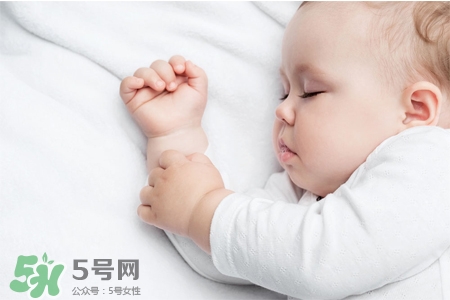 寶寶發(fā)燒怎么按摩？寶寶發(fā)燒按摩穴位有效退燒