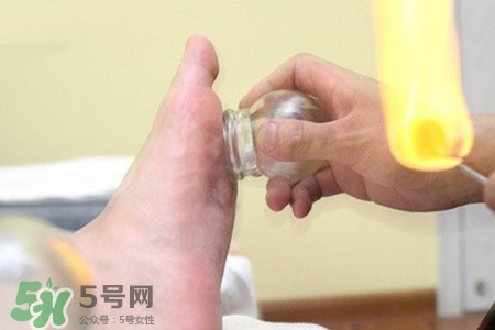 冬天拔火罐能減肥嗎？拔火罐什么季節(jié)減肥效果最好？