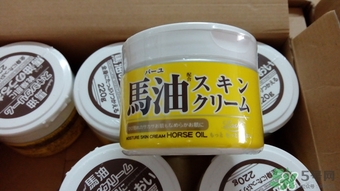 北海道馬油能擦臉嗎？loshi馬油可以涂臉嗎