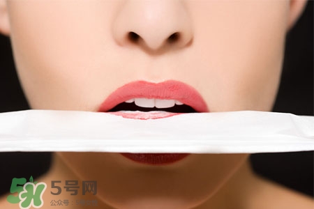 上火嘴角為什么會(huì)爛？上火嘴角爛了怎么辦？