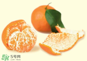 新鮮橘子皮能泡水喝嗎？新鮮橘子皮泡水喝的功效
