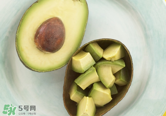 切開的牛油果怎么保存？牛油果切開后能放多長(zhǎng)時(shí)間？
