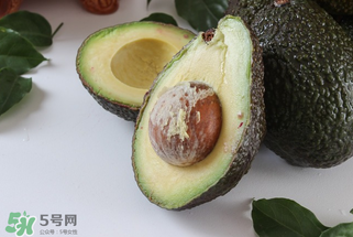 ?牛油果切開后不熟怎么辦？?牛油果沒熟切開了怎么辦？