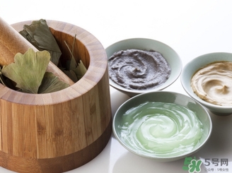 臉上脫皮可以敷面膜嗎？臉上脫皮敷什么面膜好？
